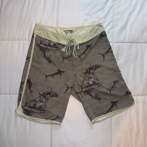 Huk Green and Tan Graphic Print Board Shorts Size 30